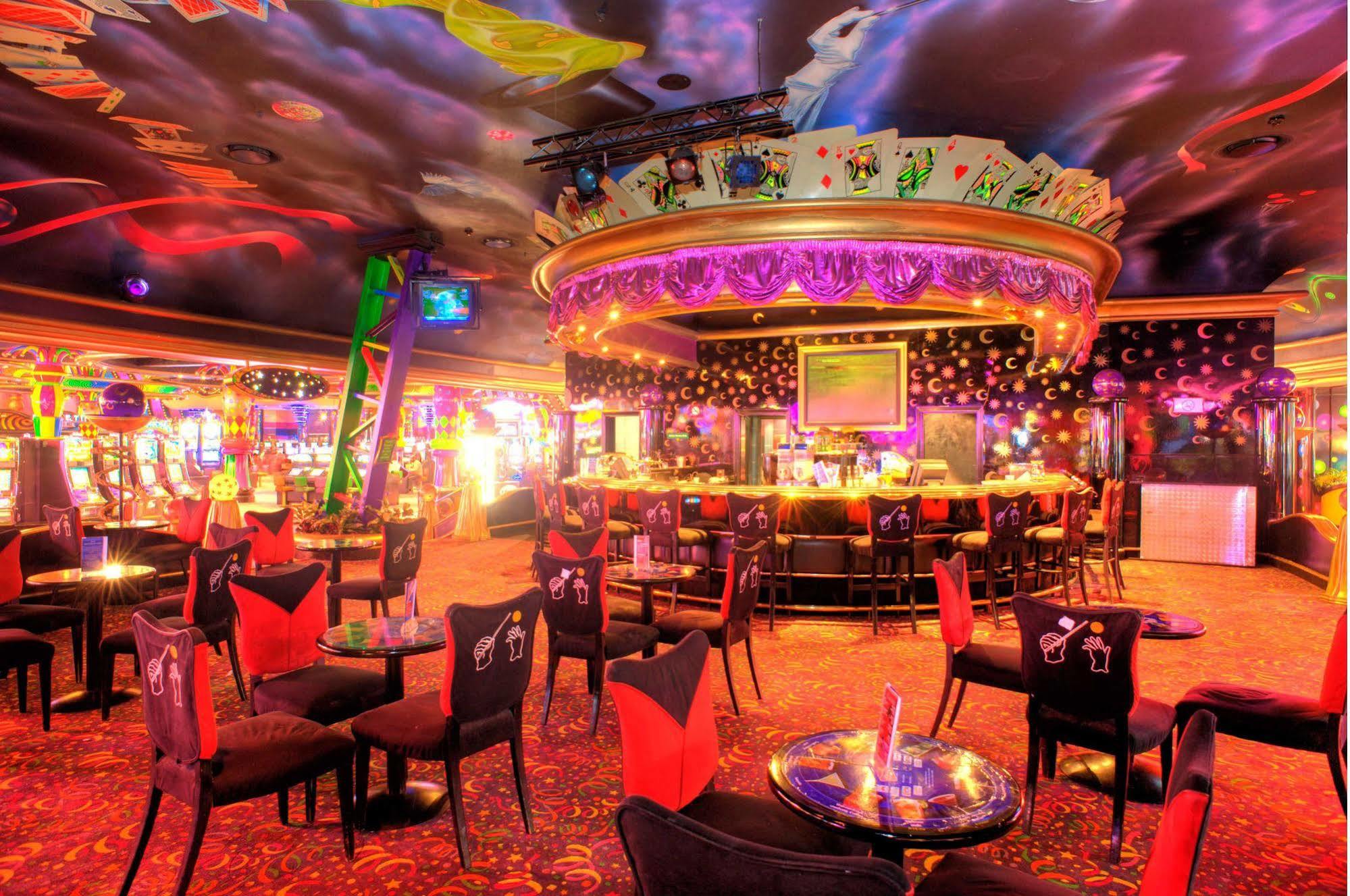 Carnival Club Hotel Johannesburg Exterior photo